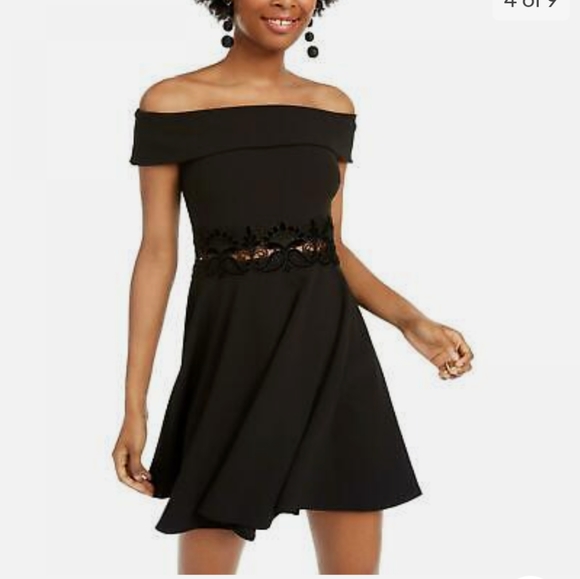 B. Darlin Juniors' Off-The Shoulder Fit & Flare Dress Size 5/6 - Picture 1 of 6